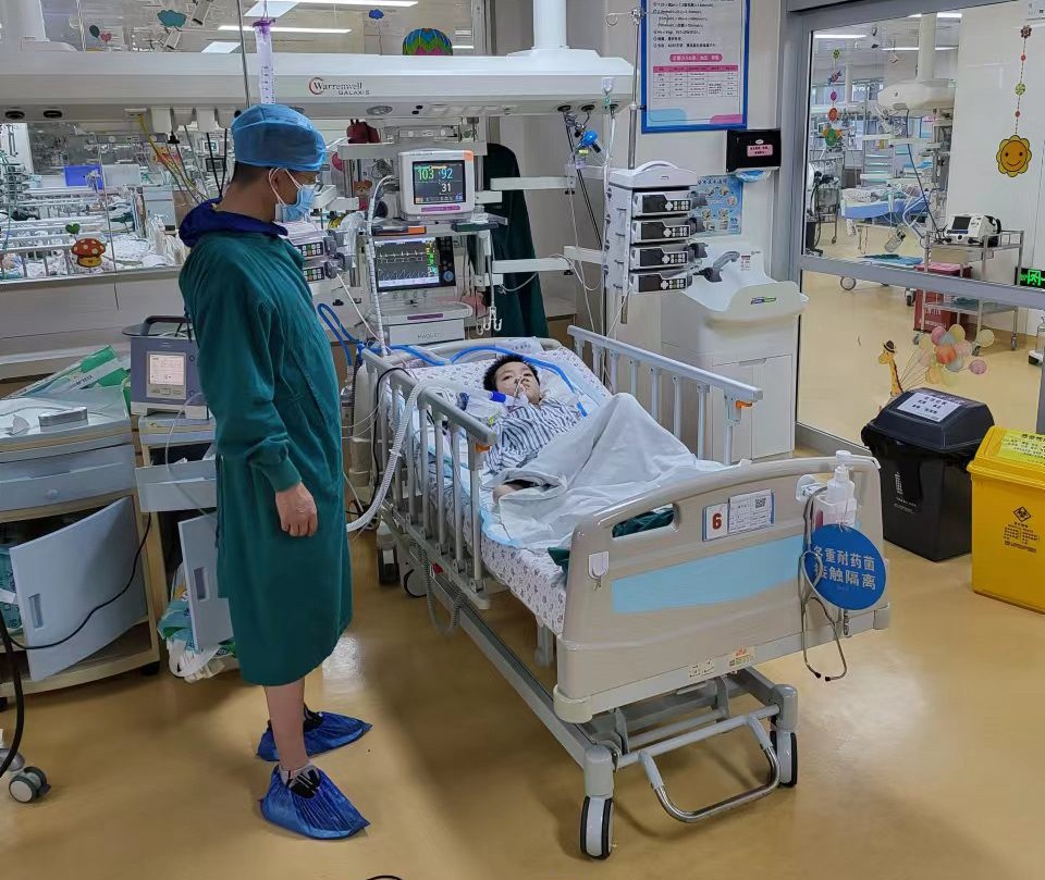 同江县跨省救护车出租公司